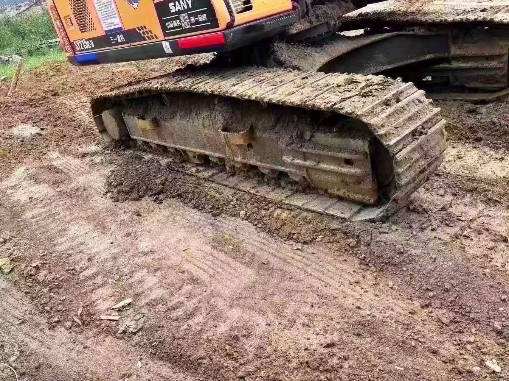 Buy Sany SY215C Used Excavator / 8
