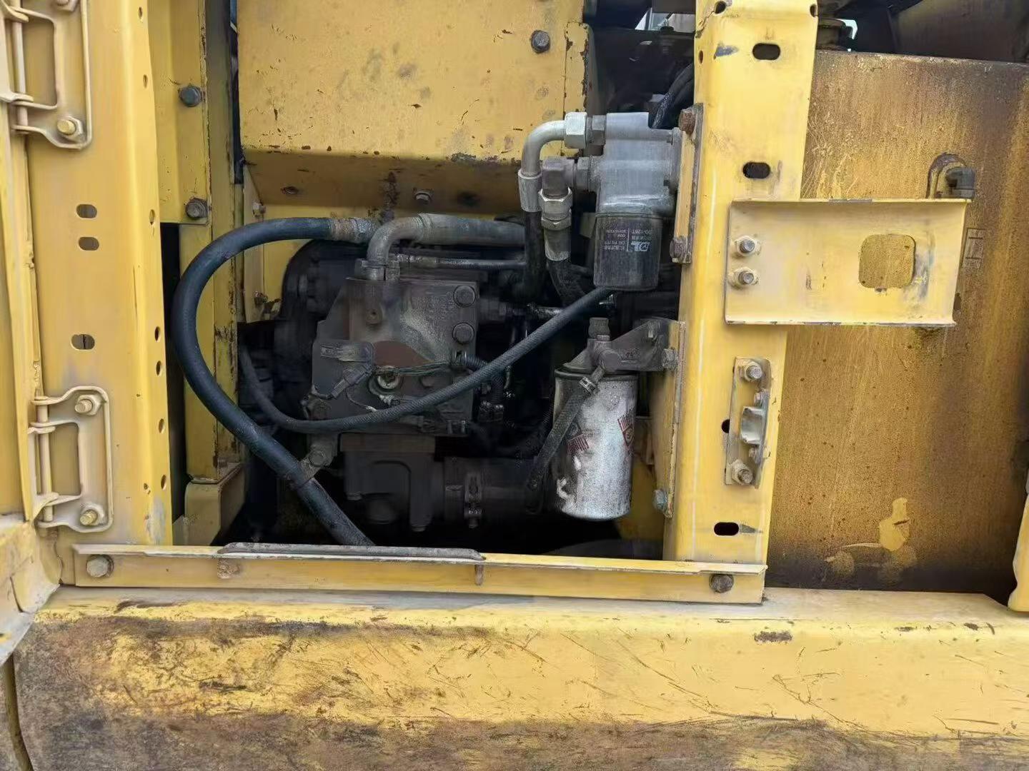 Buy Komatsu PC130-7 Used Excavator / 2