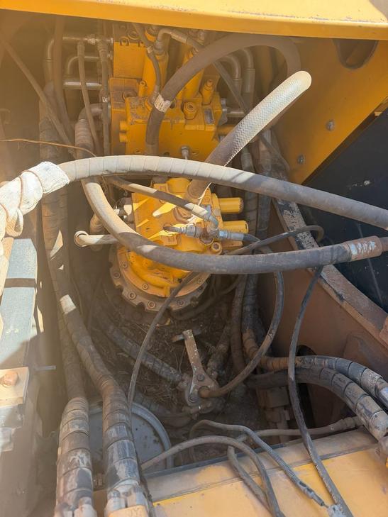 Buy Hyundai R215-7 Used Excavator / 1