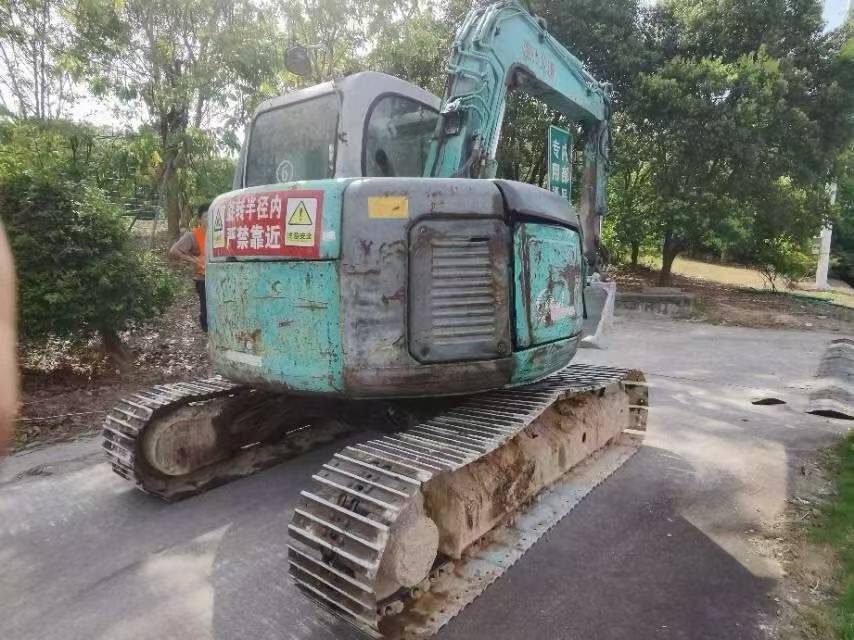 Buy Kobelco SK60 Used Excavator / 3