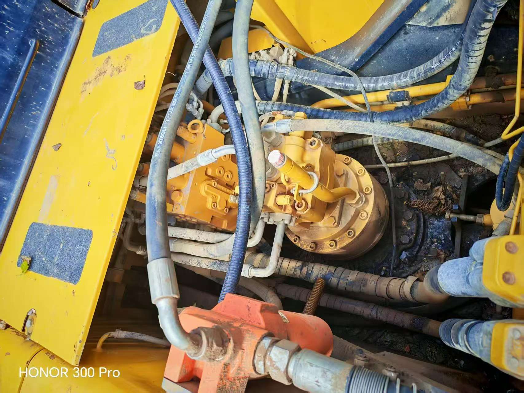 Buy Sany SY245H Used Excavator / 3