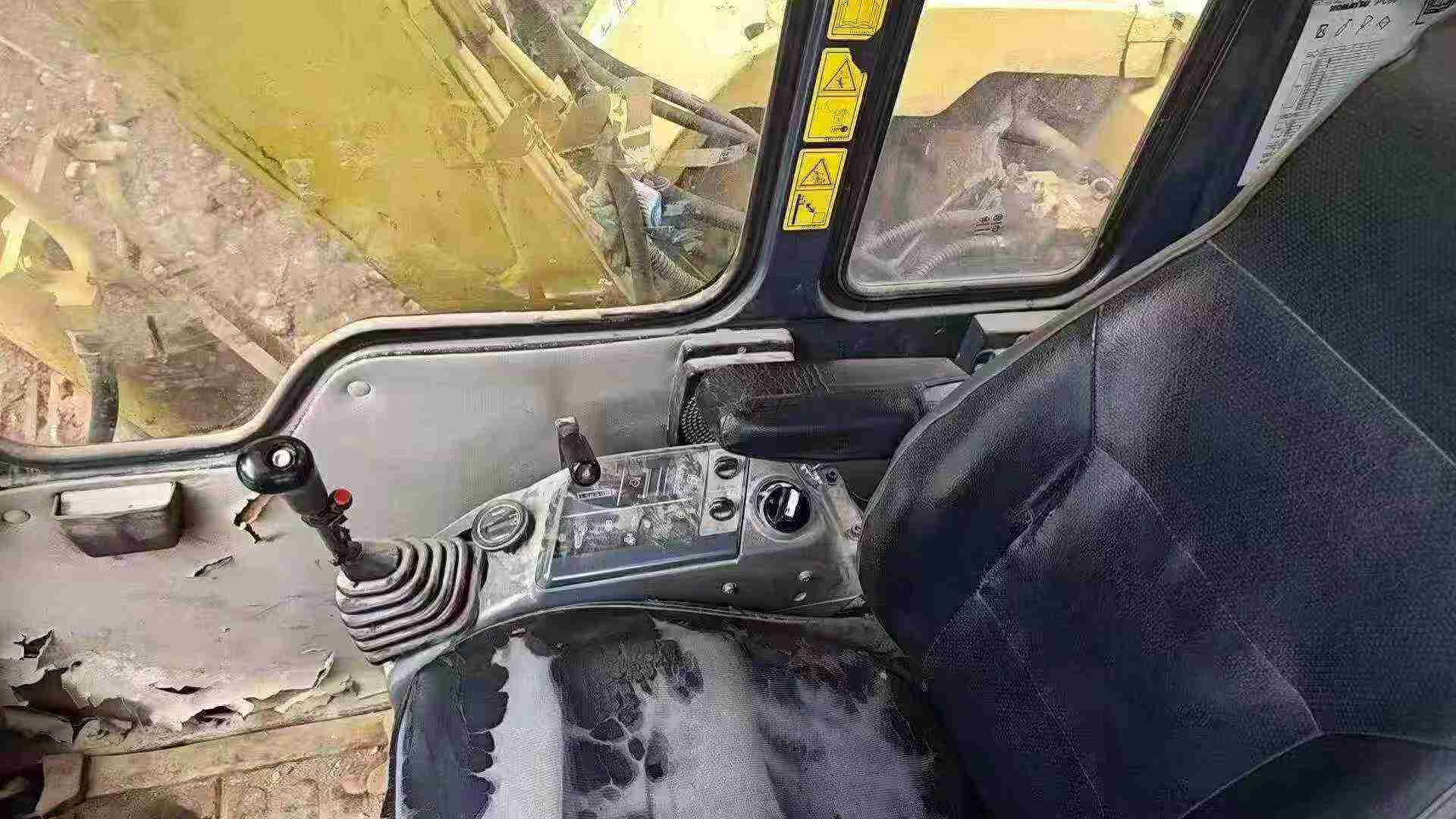 Buy Komatsu PC60 Used Excavator / 7