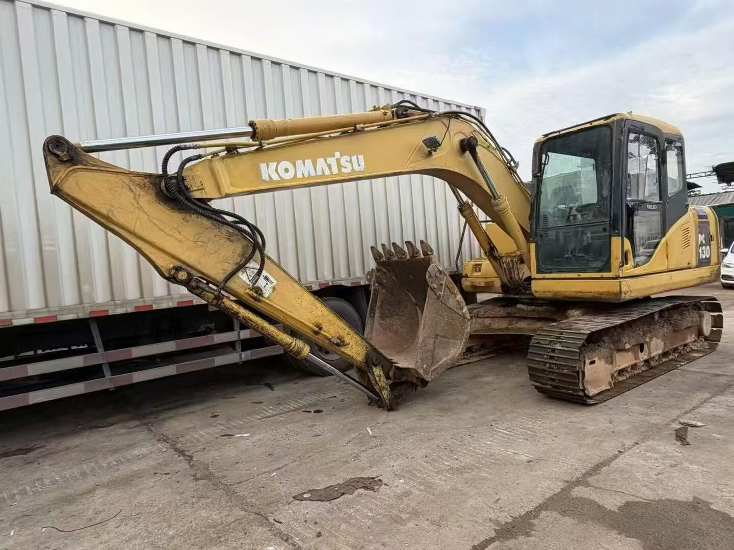 Buy Komatsu PC130-7 Used Excavator / 6