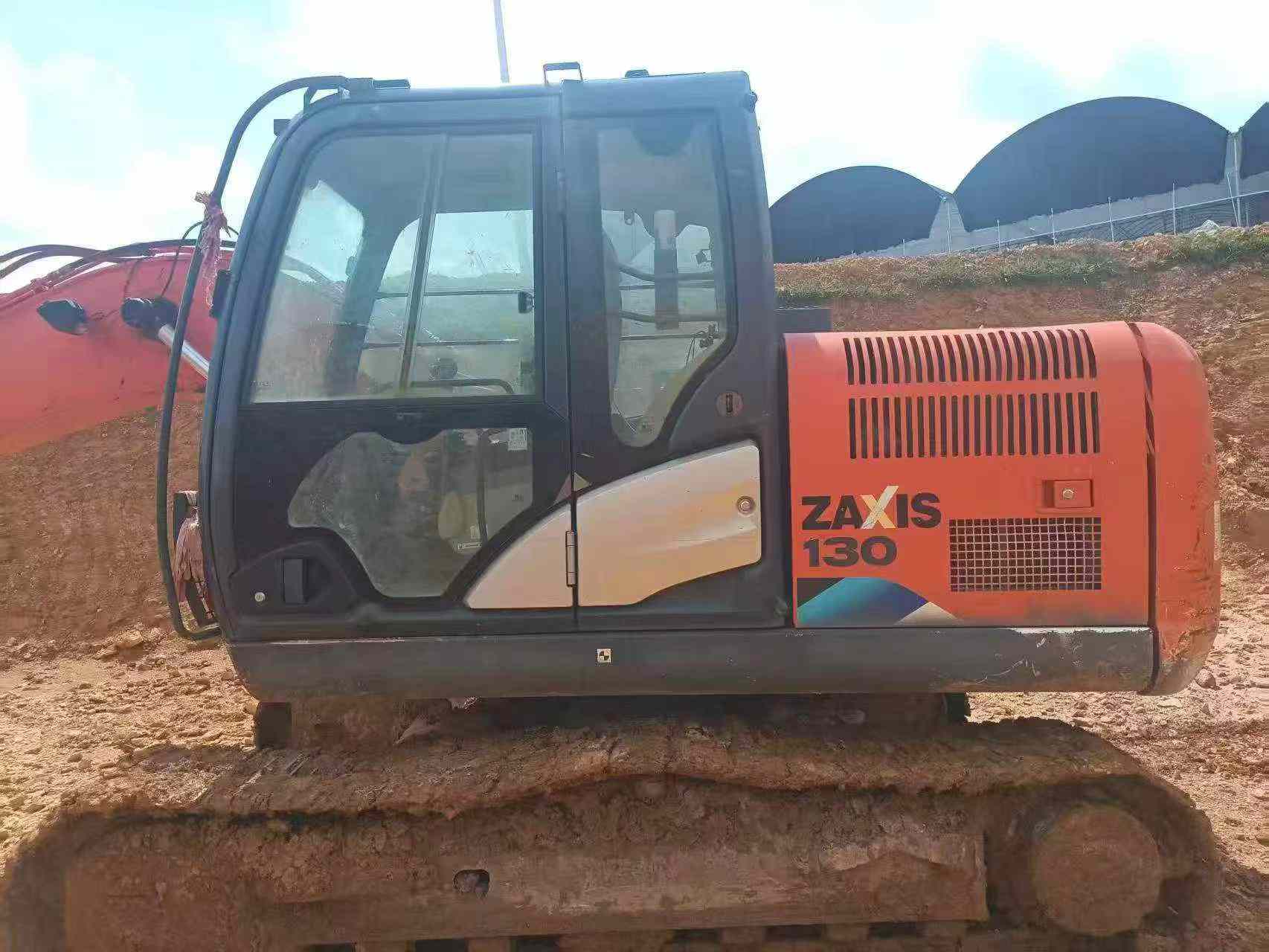 Buy Hitachi EX130 Used Excavator / 3 Buy Hitachi EX130 Used Excavator / 3