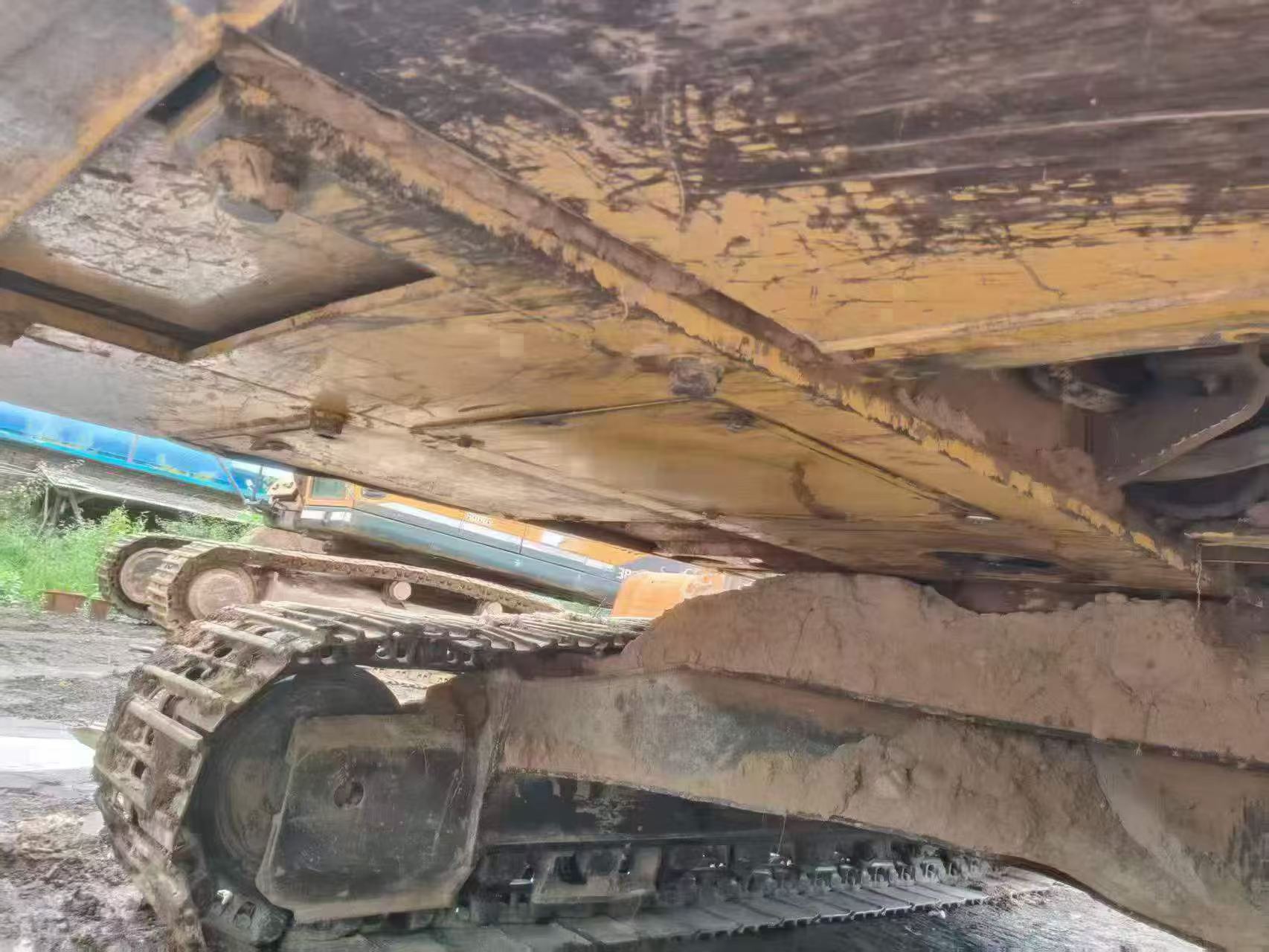 Buy Komatsu PC220-8 Used Excavator / 4