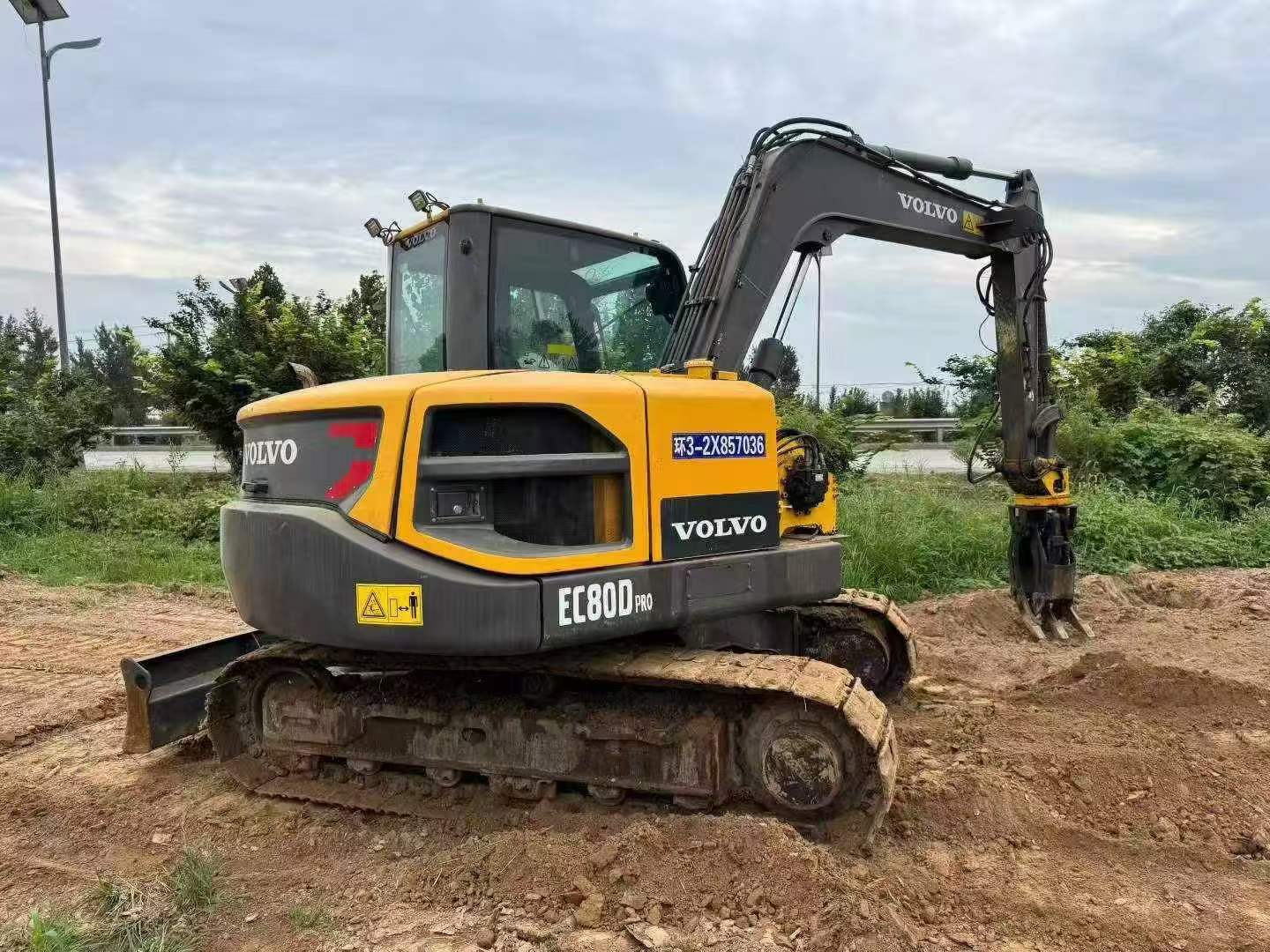 Buy Volvo EC80D Used Excavator / 4