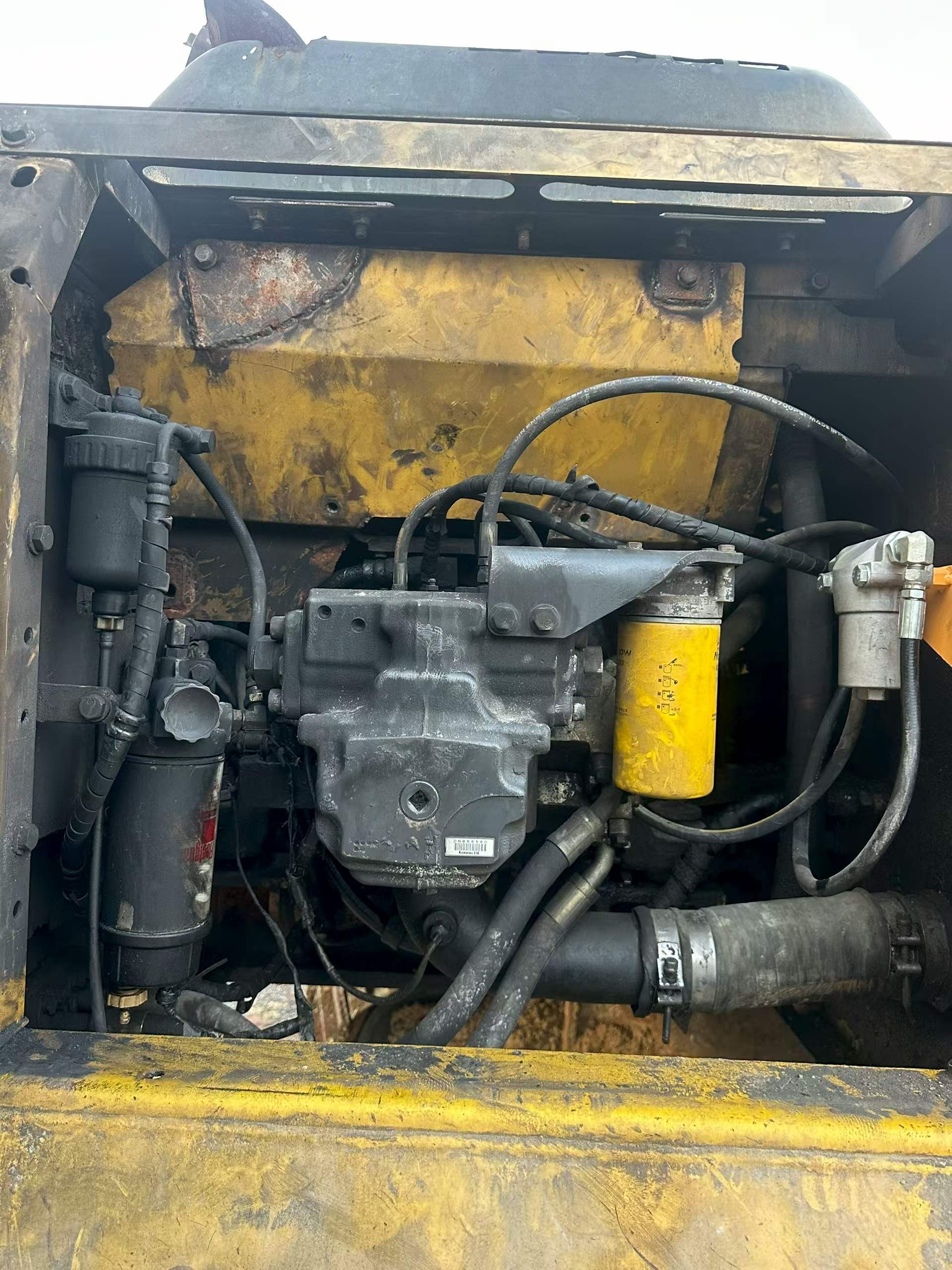 Buy Komatsu PC200-8 Used Excavator / 3