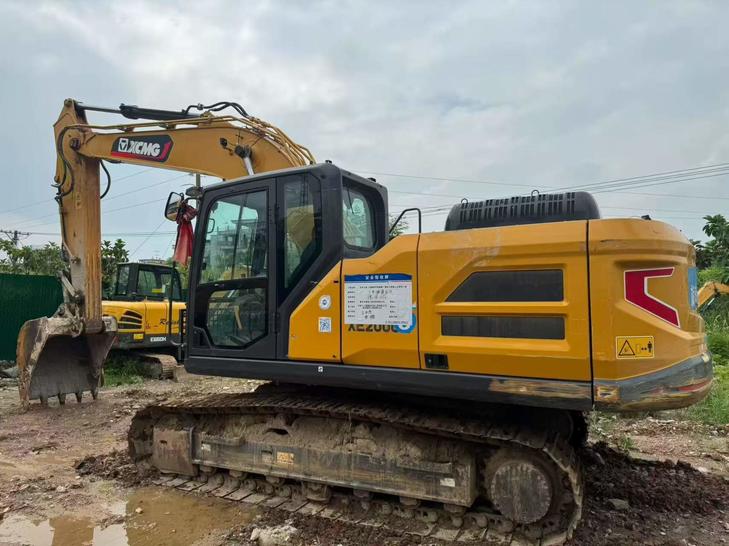 Buy XCMG XE200 Used Excavator / 1