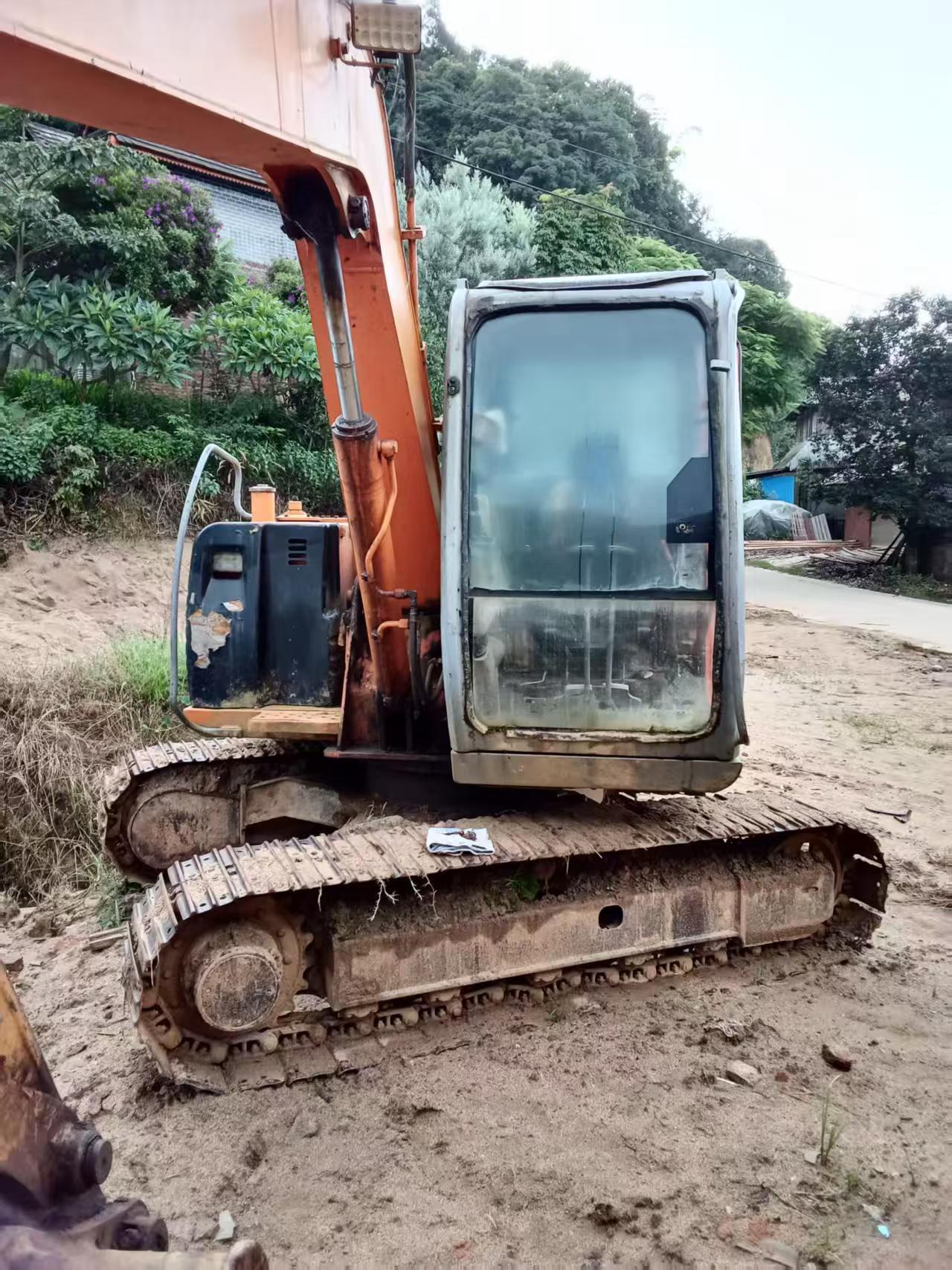 Buy Hitachi EX70 Used Excavator / 6 Buy Hitachi EX70 Used Excavator / 6