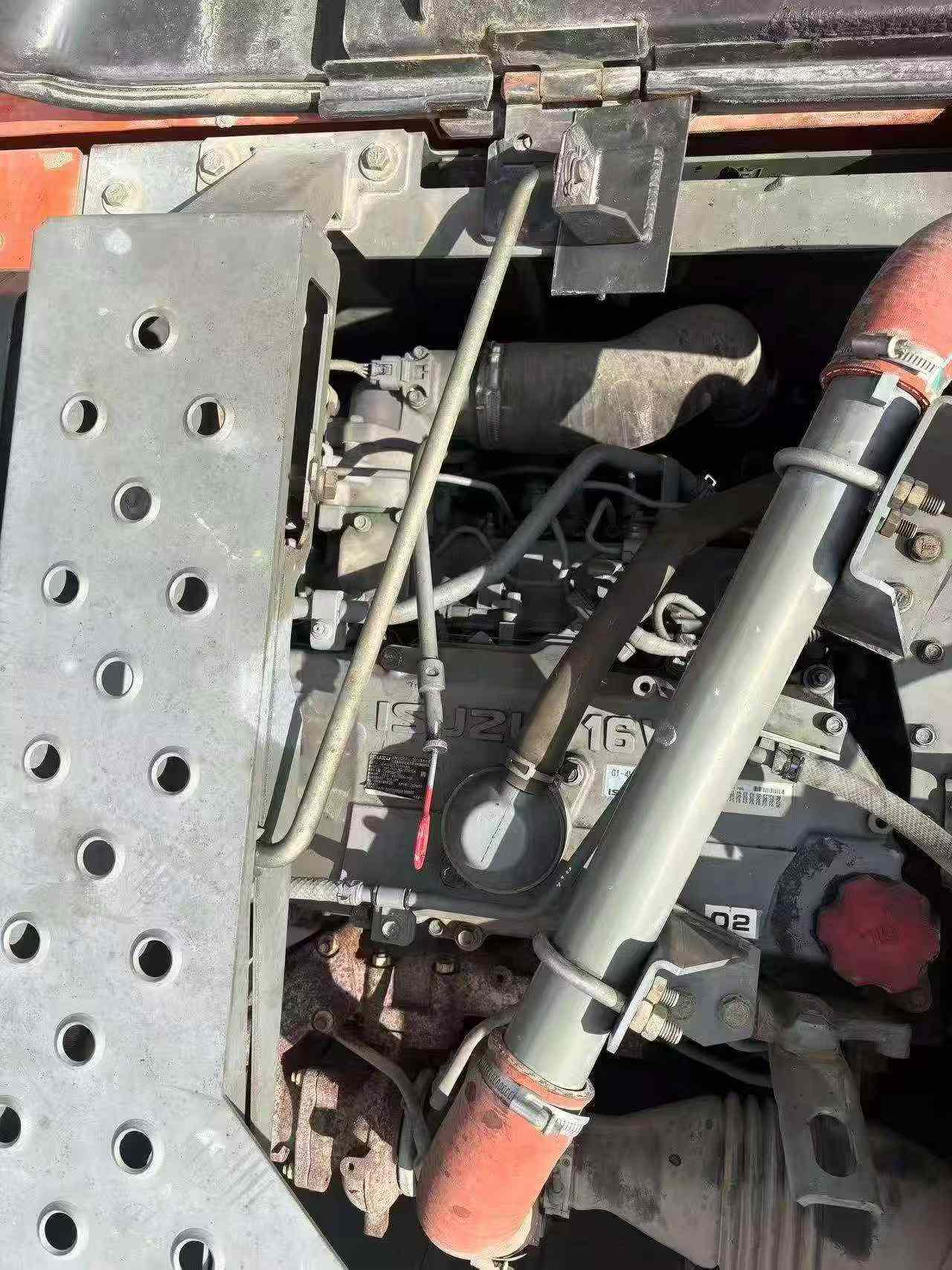 Buy Hitachi EX210-5 Used Excavator / 3