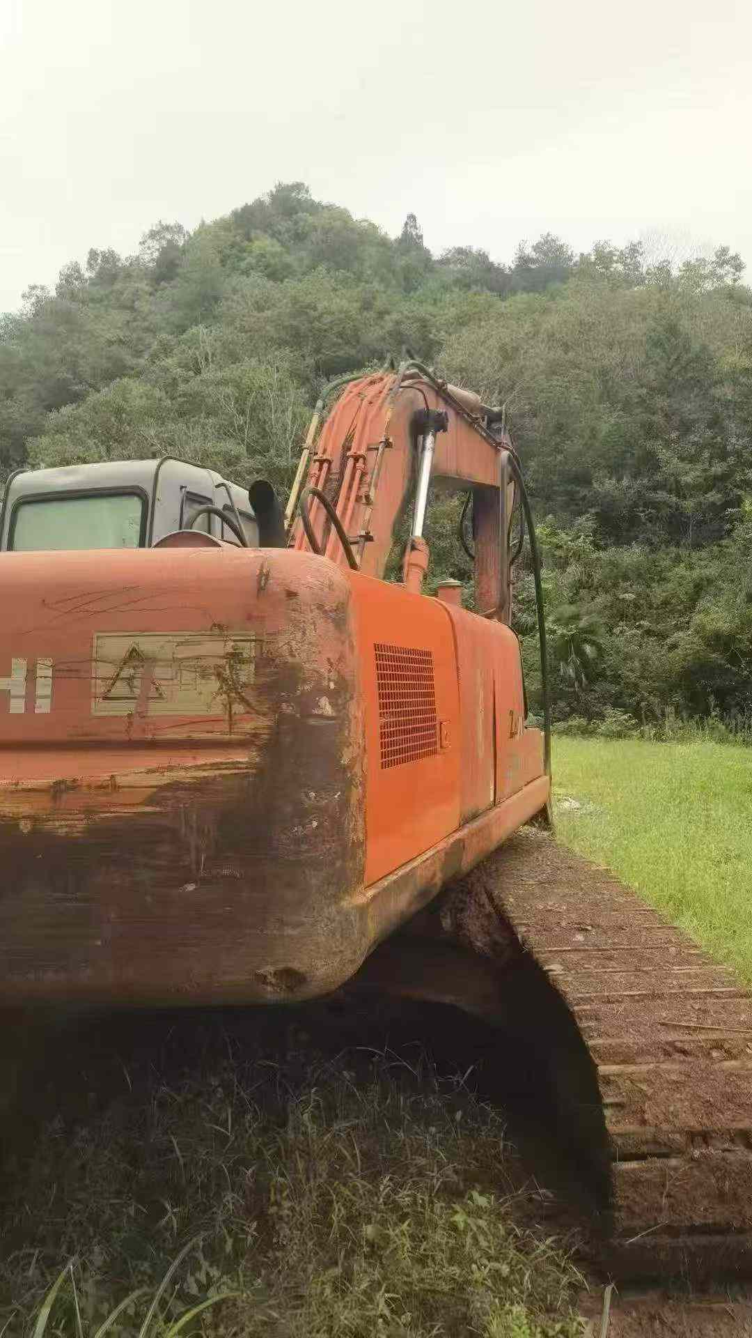 Buy Hitachi EX210-6 Used Excavator / 2