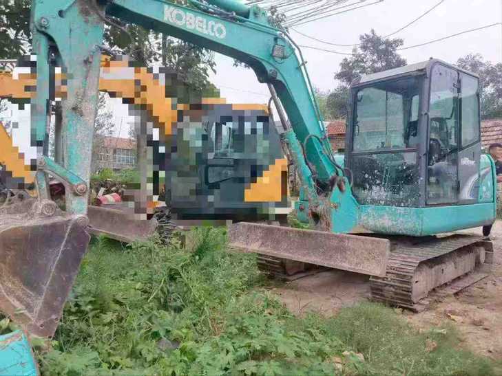 Buy Kobelco SK60 Used Excavator / 1