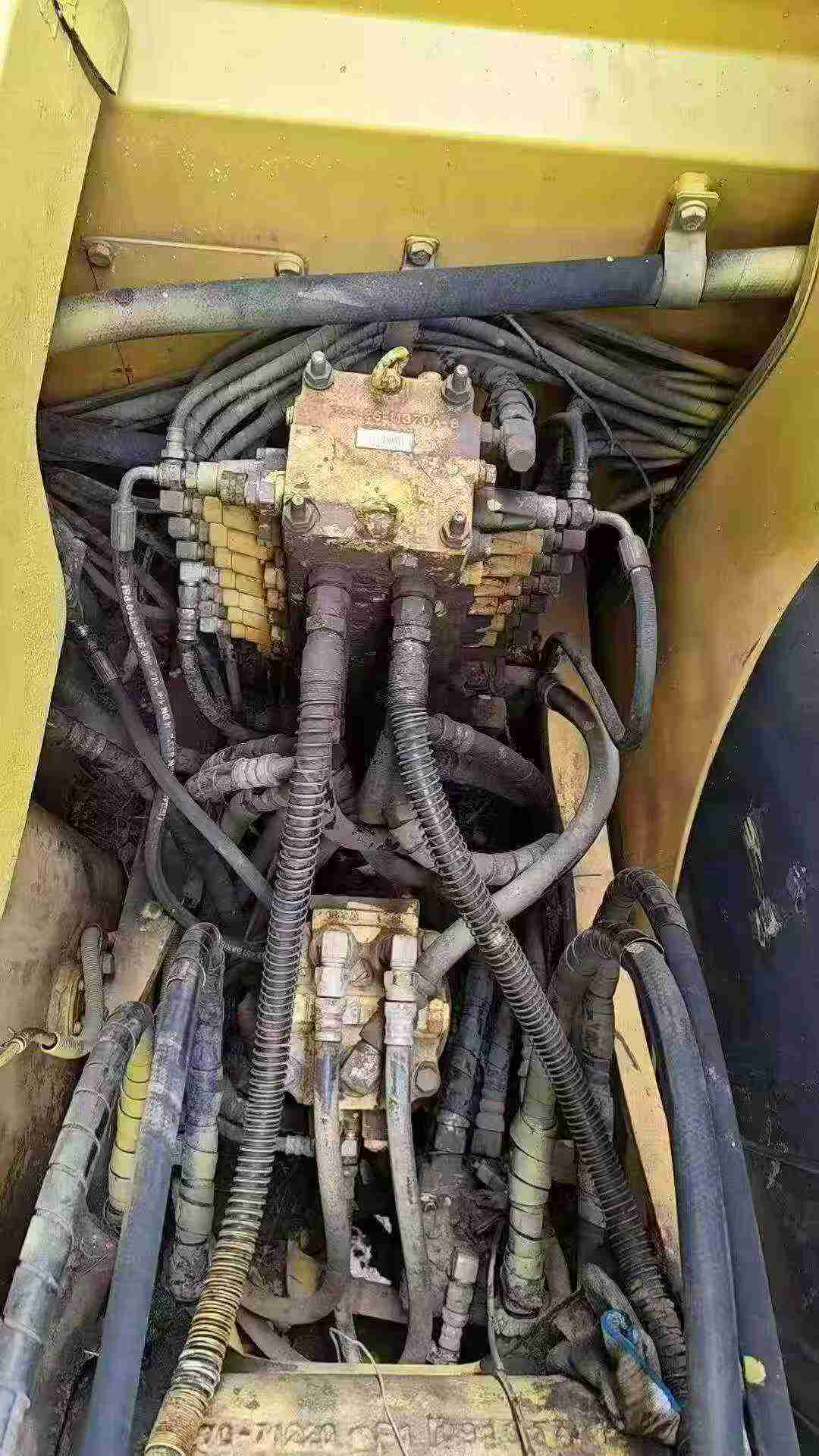 Buy Komatsu PC60 Used Excavator / 4