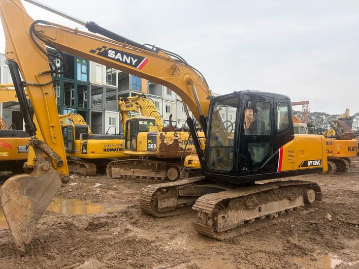 Buy Sany SY135 Used Excavator / 1