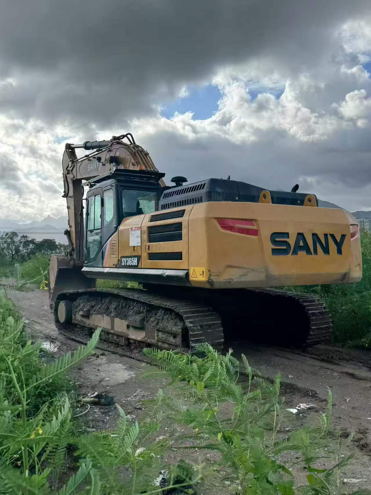 Buy Sany SY365C Used Excavator / 3