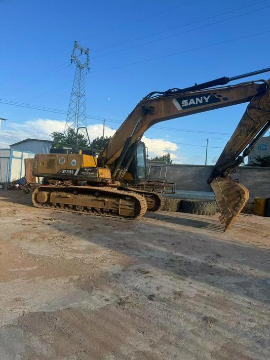 Buy Sany SY215C Used Excavator / 1