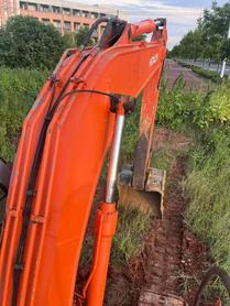Buy Hitachi EX120-6 Used Excavator / 4 Buy Hitachi EX120-6 Used Excavator / 4