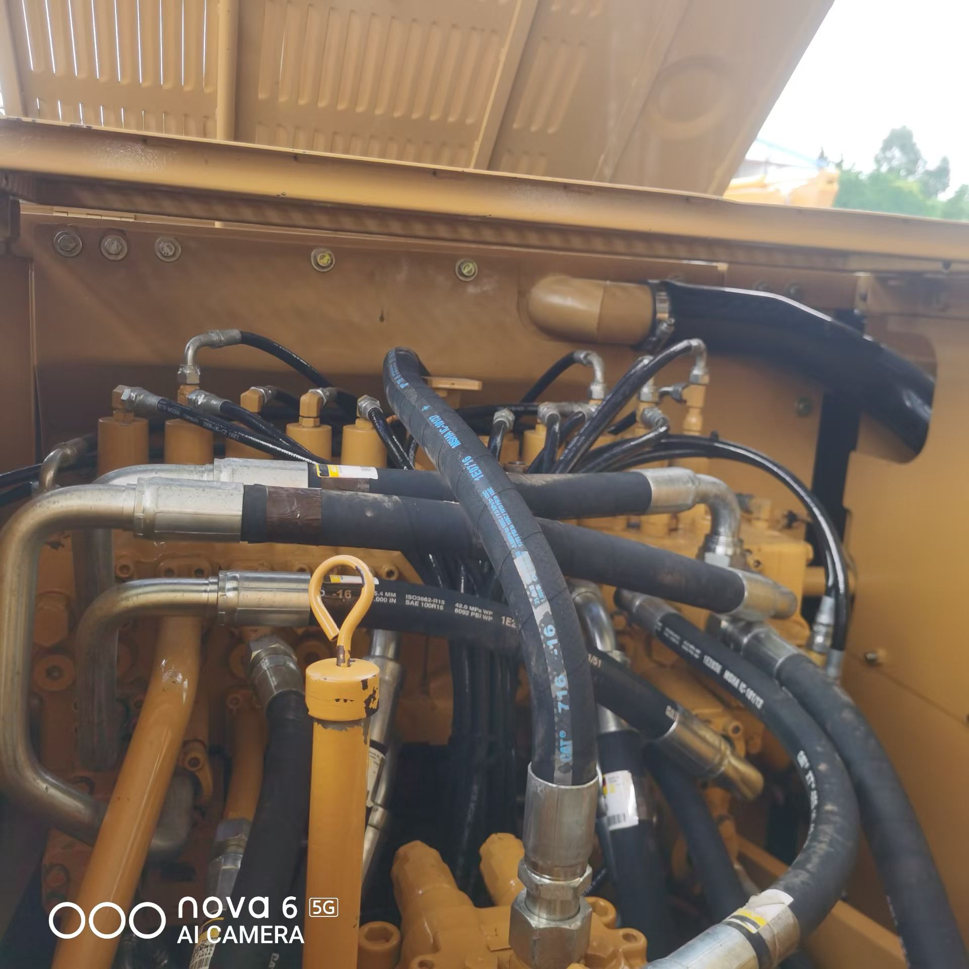 Buy Caterpillar 320C Used Excavator / 6