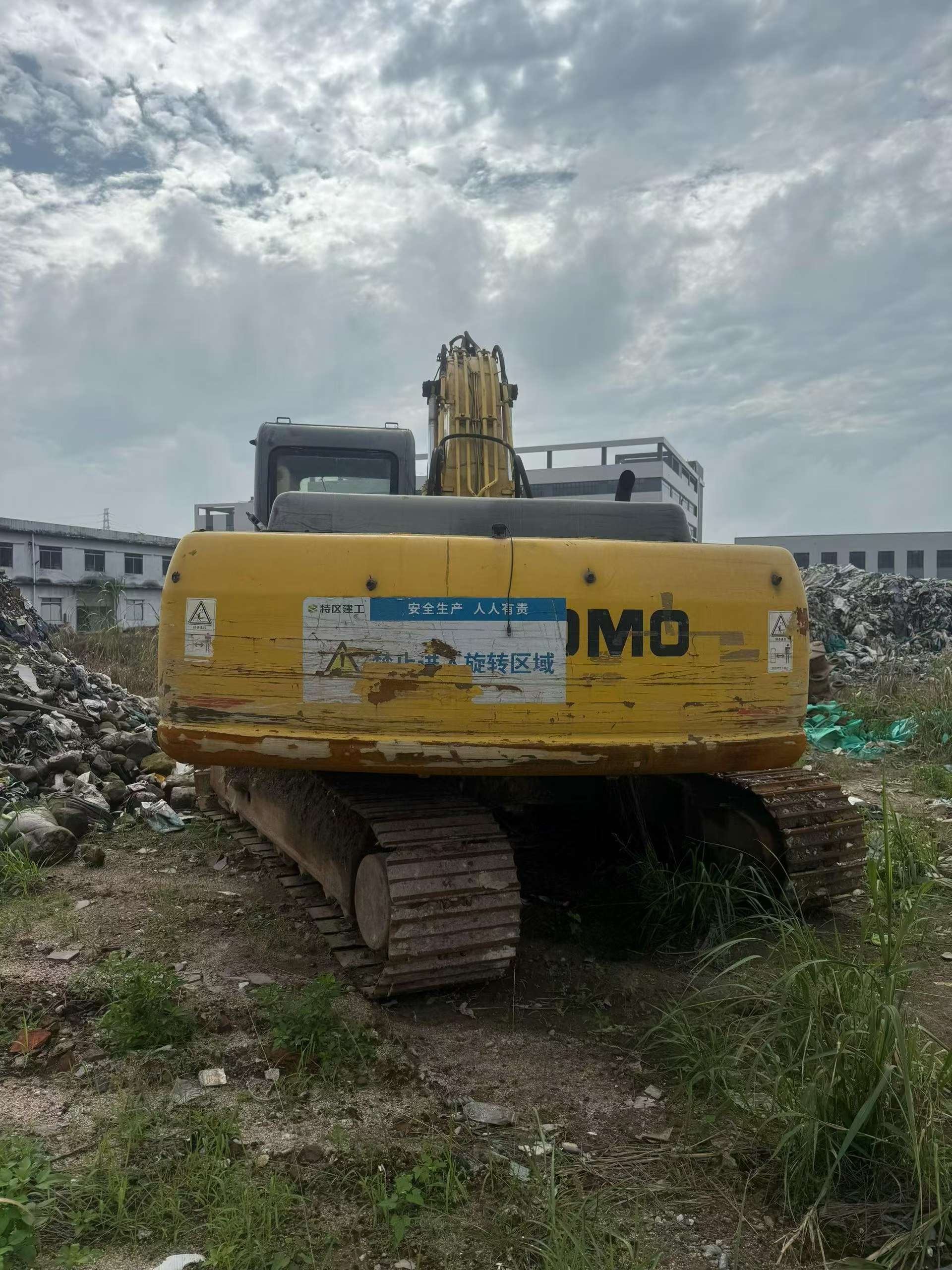 Buy Sumitomo SH200 Used Excavator / 3