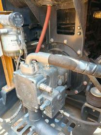Buy Hyundai R80G Used Excavator / 7 Buy Hyundai R80G Used Excavator / 7