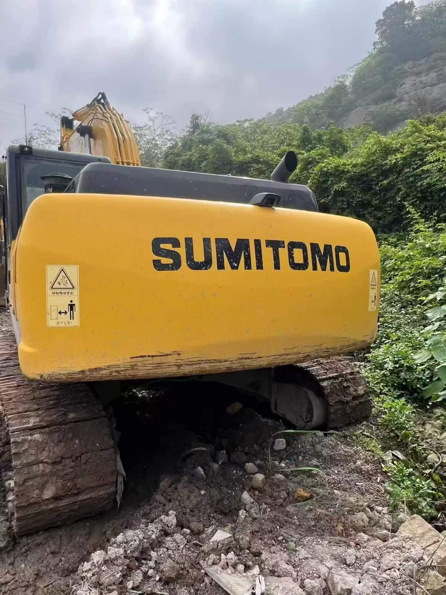 Buy Sumitomo S260 Used Excavator / 9 Buy Sumitomo S260 Used Excavator / 9