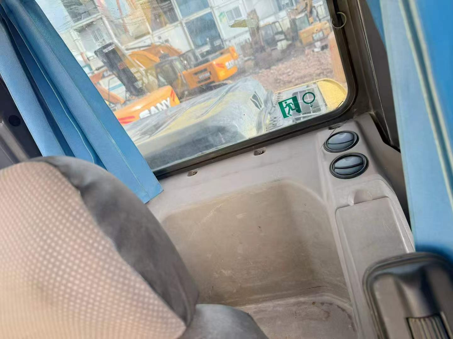 Buy Sumitomo SH130-3 Used Excavator / 9 Buy Sumitomo SH130-3 Used Excavator / 9