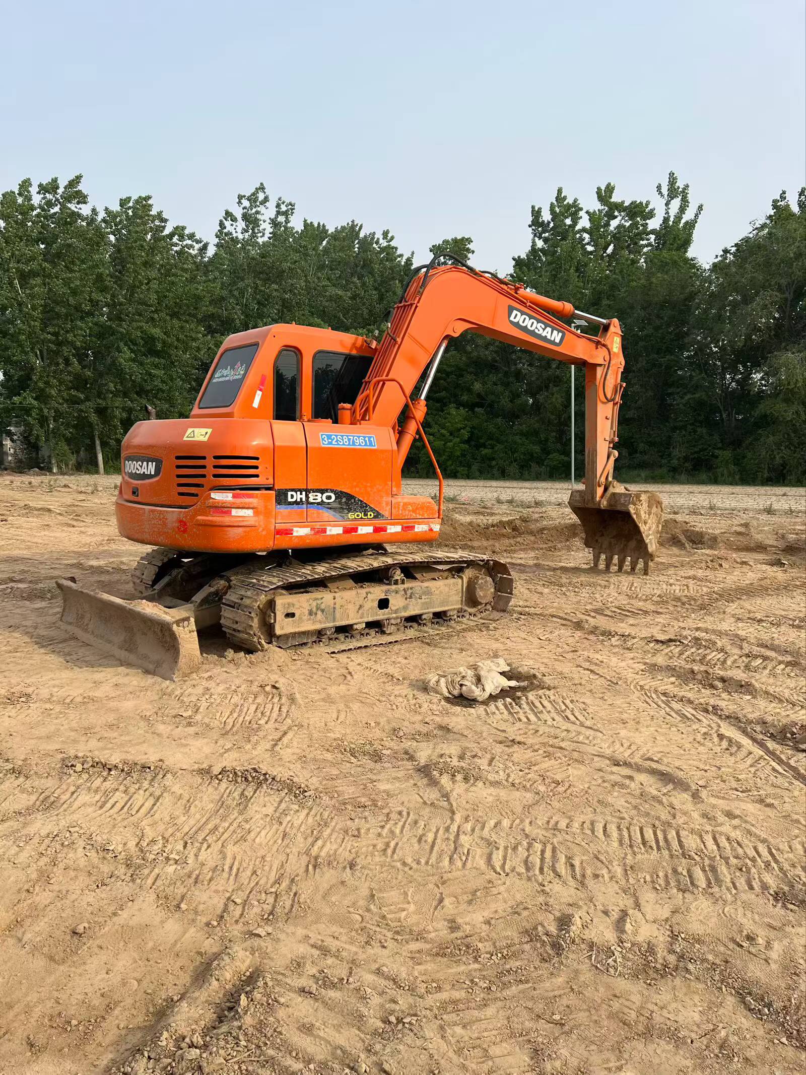 Buy Doosan DH80 Used Excavator / 5 Buy Doosan DH80 Used Excavator / 5
