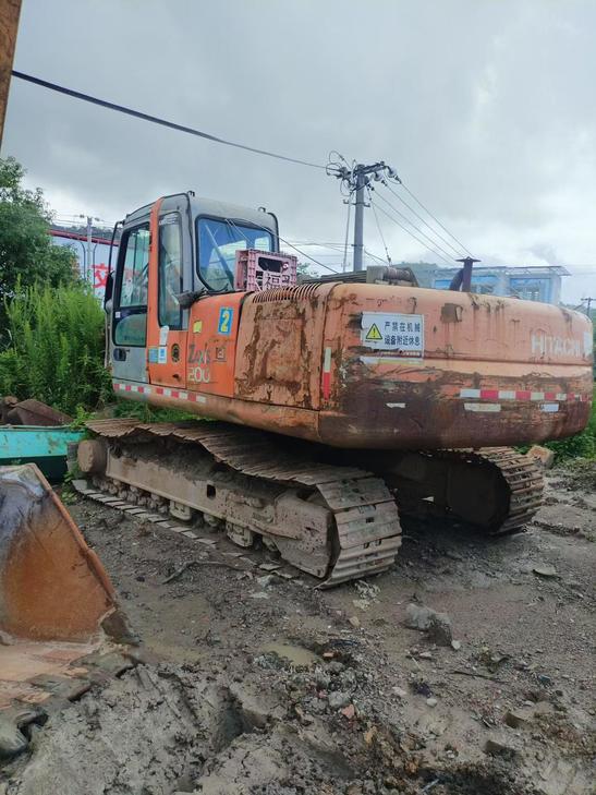 Buy Hitachi EX200 Used Excavator / 1