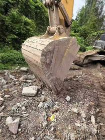 Buy Sumitomo S260 Used Excavator / 2 Buy Sumitomo S260 Used Excavator / 2
