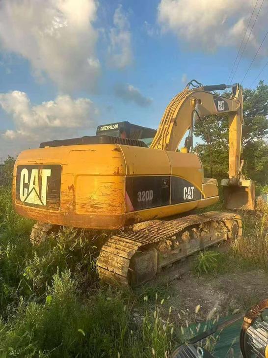 Buy Caterpillar 320DGC Used Excavator / 1