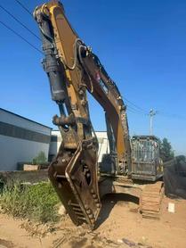 Buy XCMG XE550DK Used Excavator / 3 Buy XCMG XE550DK Used Excavator / 3