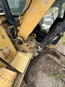 Buy Caterpillar 307B Used Excavator / 3 Buy Caterpillar 307B Used Excavator / 3