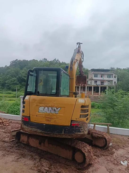 Buy Sany Used Excavator / 1
