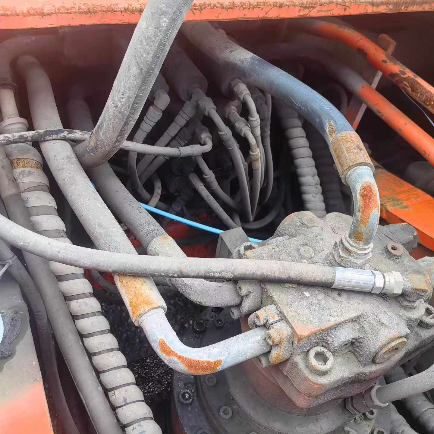 Buy Doosan DH300-7 Used Excavator / 4