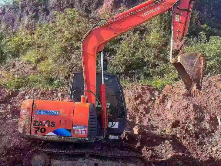 Buy Hitachi ZX70-5G Used Excavator / 1