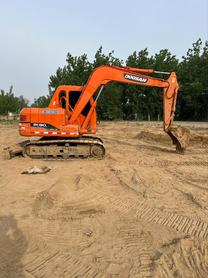 Buy Doosan DH80 Used Excavator / 2 Buy Doosan DH80 Used Excavator / 2