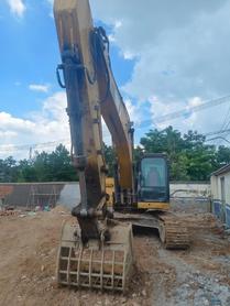 Buy Caterpillar 323 Used Excavator / 2 Buy Caterpillar 323 Used Excavator / 2
