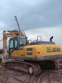Buy XCMG XE200 Used Excavator / 2 Buy XCMG XE200 Used Excavator / 2
