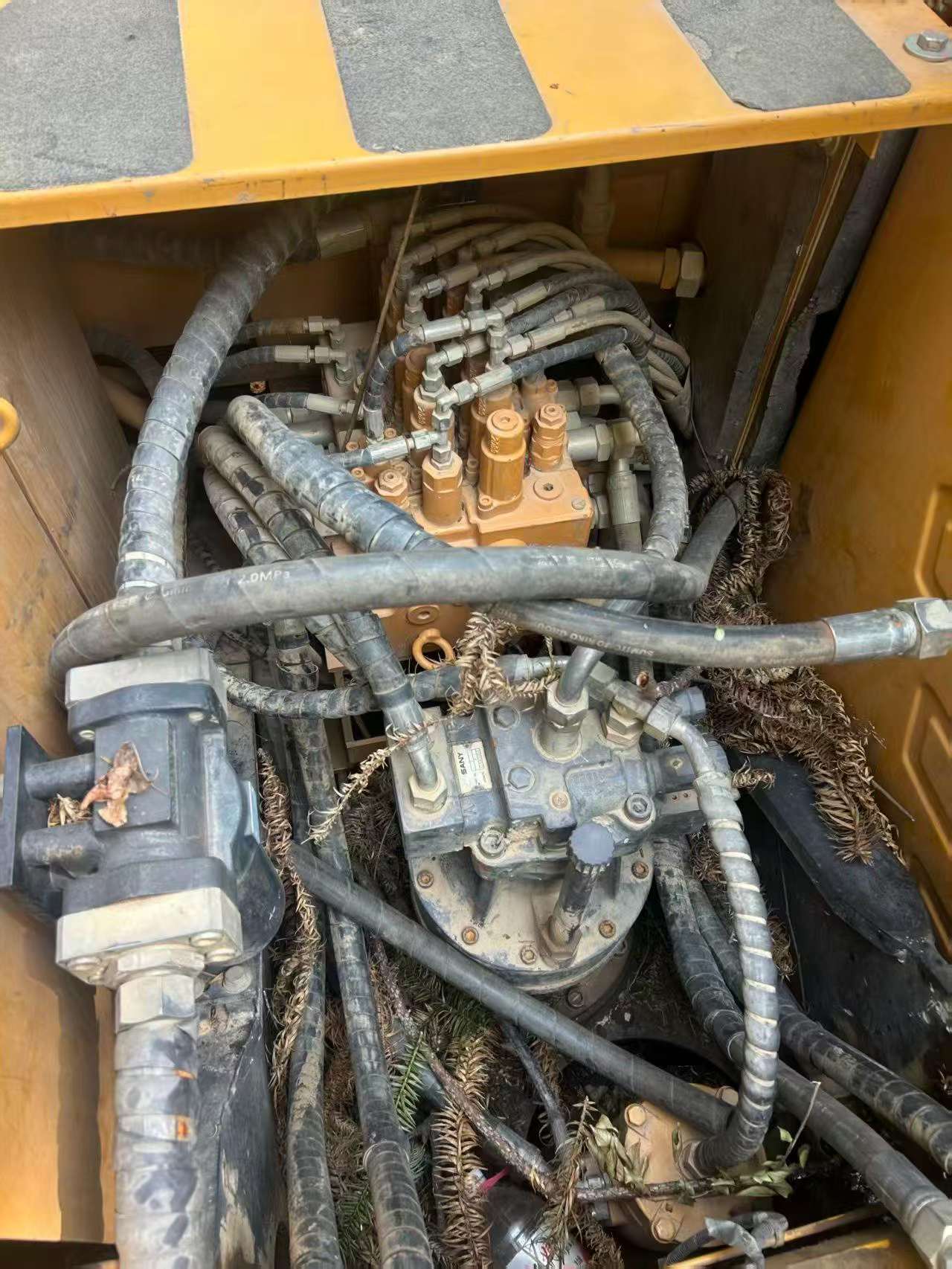 Buy Sany Used Excavator / 6