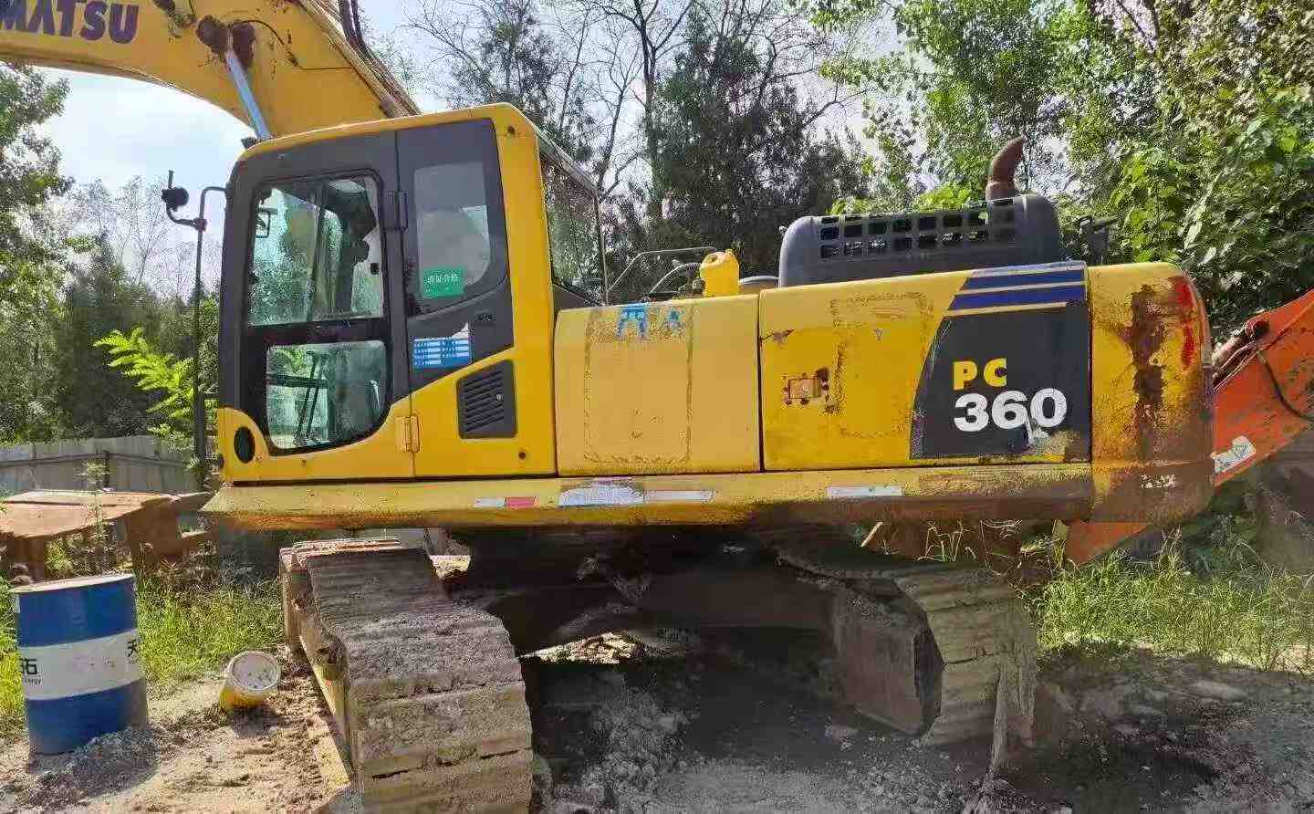 Buy Komatsu PC360-7 Used Excavator / 2