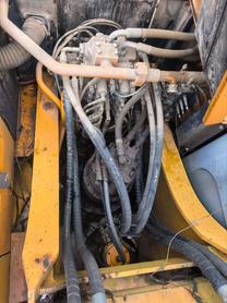 Buy Kato HD820R Used Excavator / 6 Buy Kato HD820R Used Excavator / 6