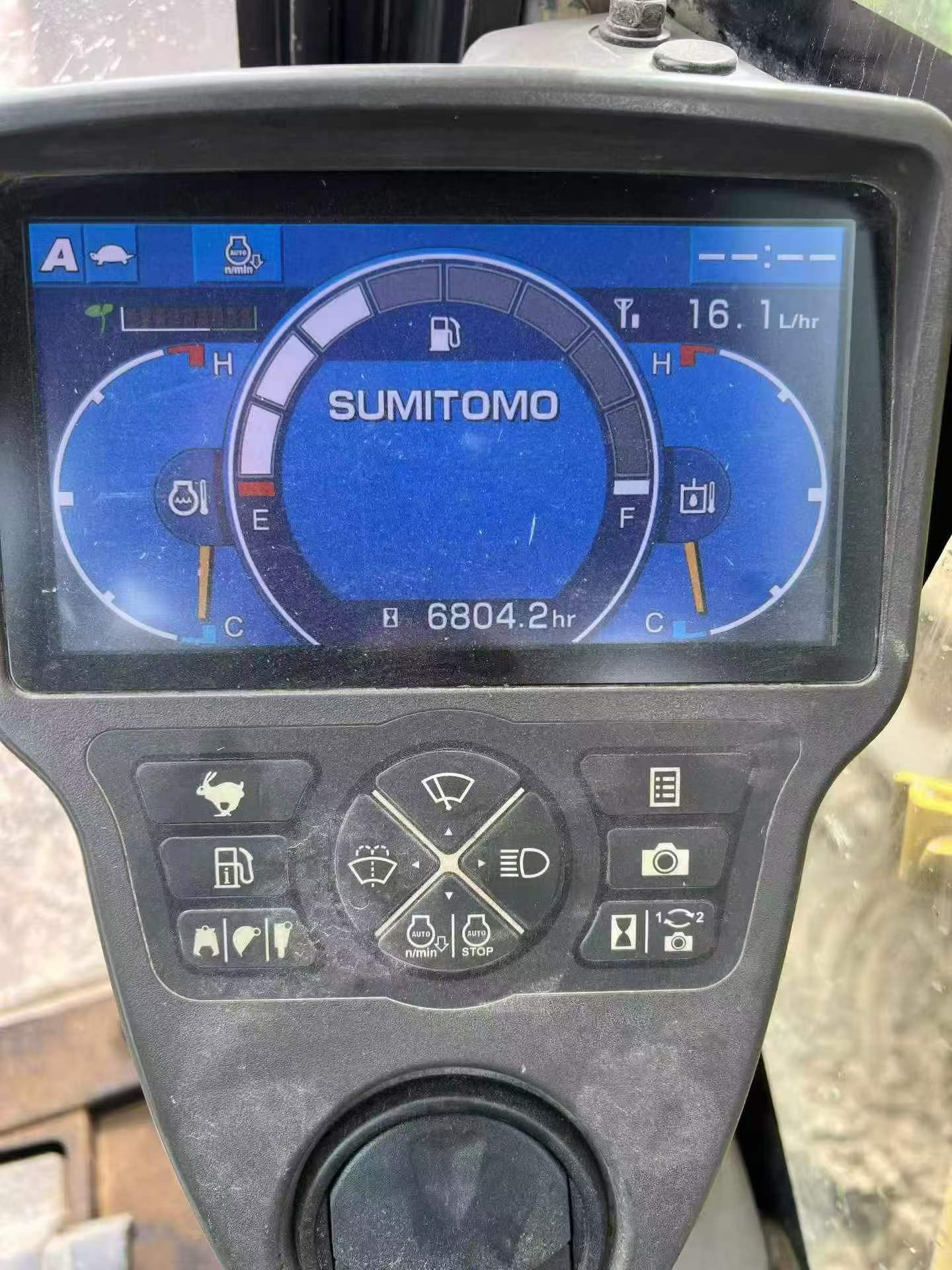 Buy Sumitomo S260 Used Excavator / 7 Buy Sumitomo S260 Used Excavator / 7
