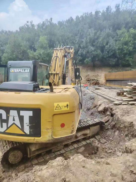 Buy Caterpillar 313D Used Excavator / 1