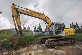 Buy Sumitomo SH200 Used Excavator / 2 Buy Sumitomo SH200 Used Excavator / 2