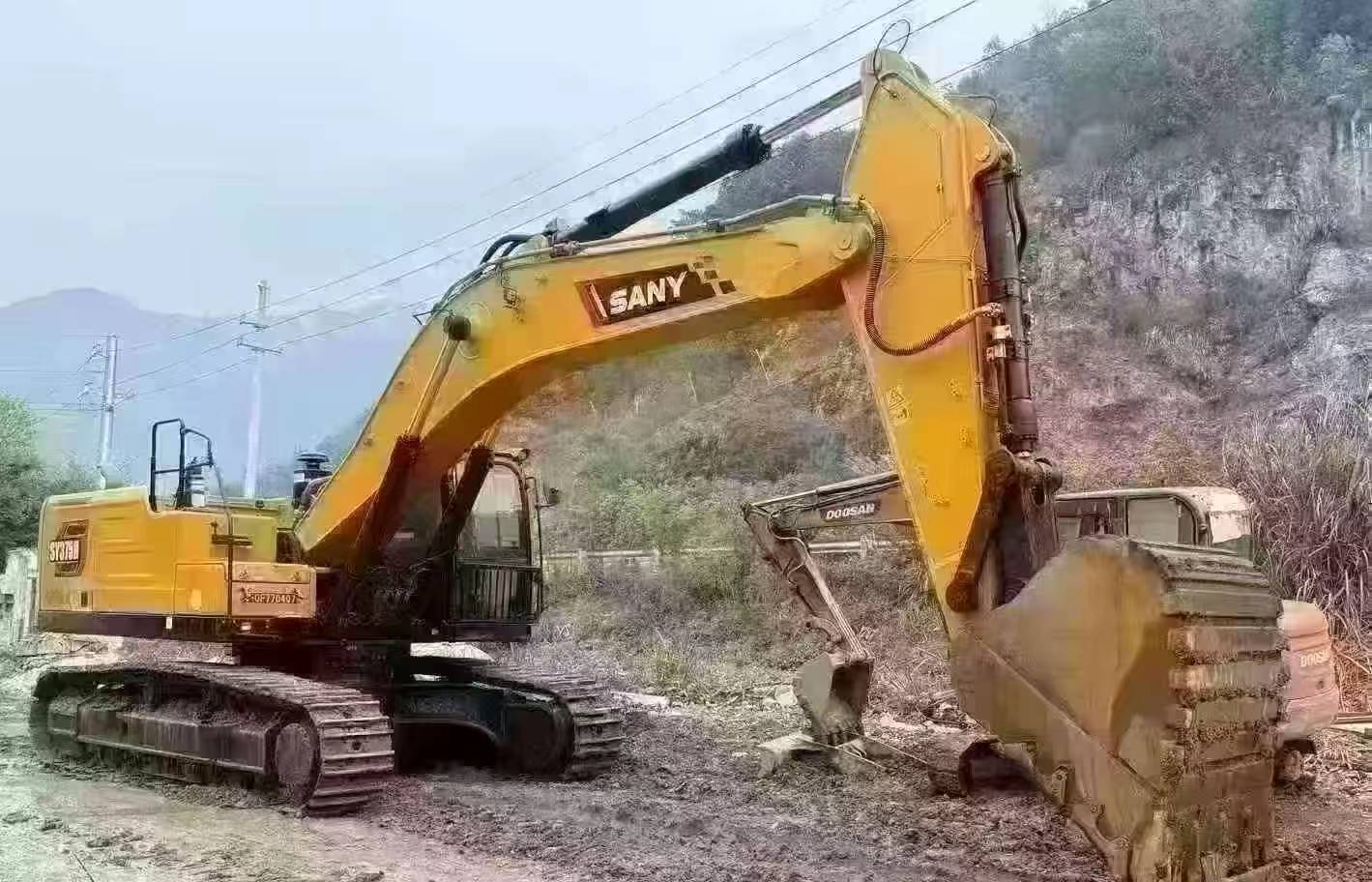Buy Sany Used Excavator / 2