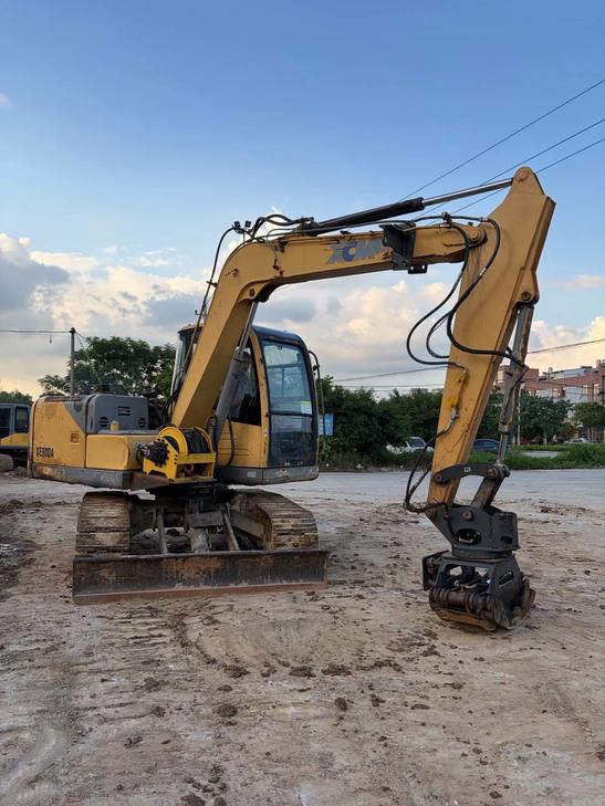Buy XCMG XE80 Used Excavator / 1