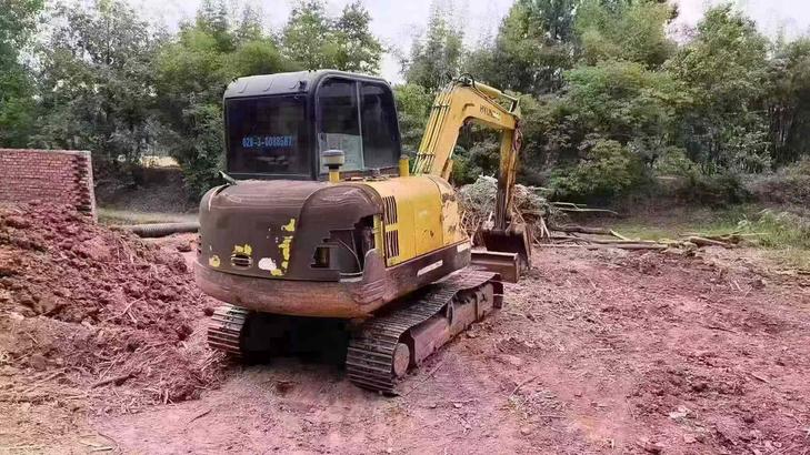 Buy Hyundai HX60 Used Excavator / 1