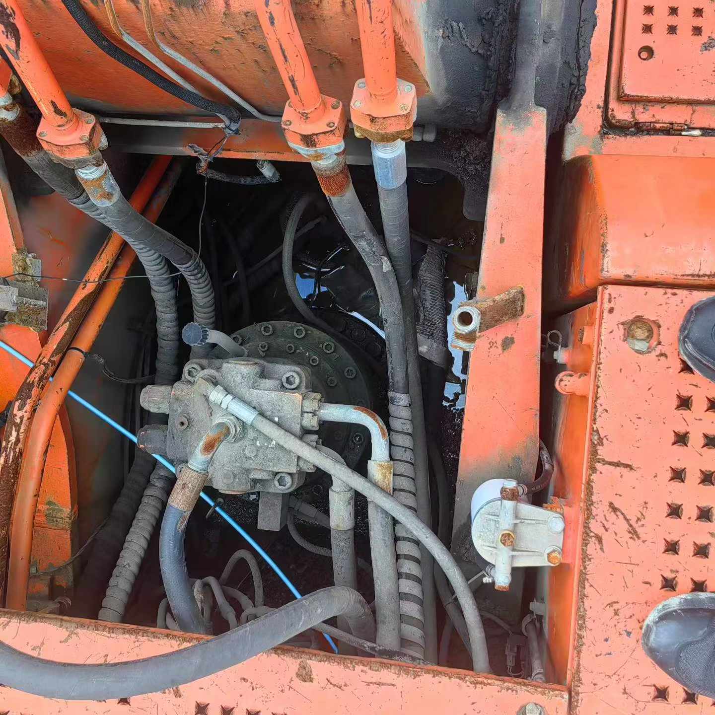 Buy Doosan DH300-7 Used Excavator / 8