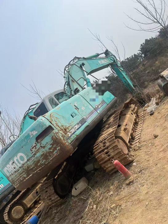 Buy Kobelco SK200-6 Used Excavator / 1