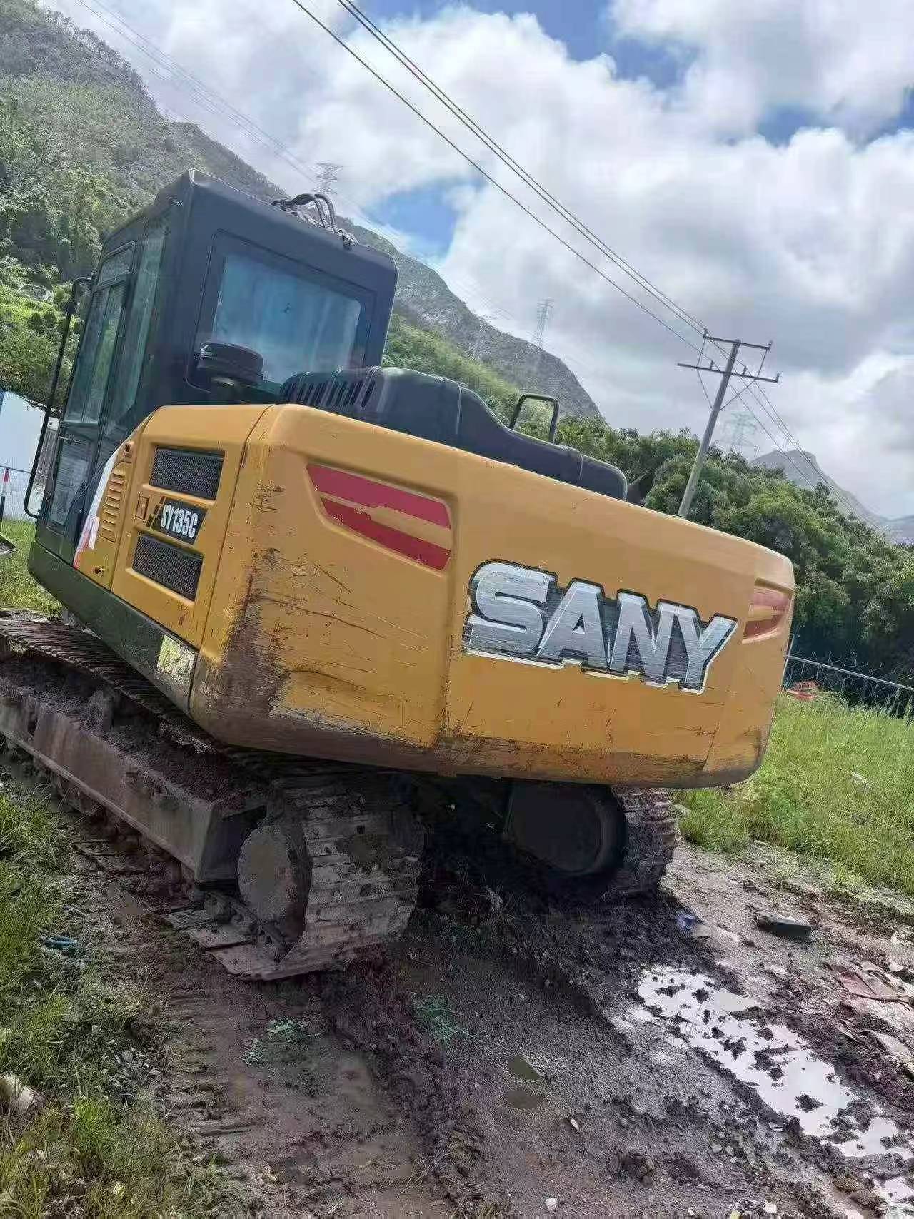 Buy Sany Used Excavator / 2